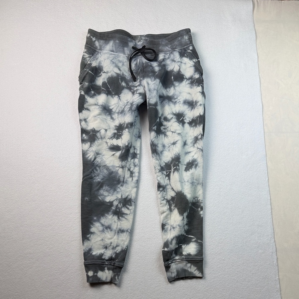 Lululemon Tie-Dye Jogger Pants — Women’s Size 8 - Picture 2 of 8
